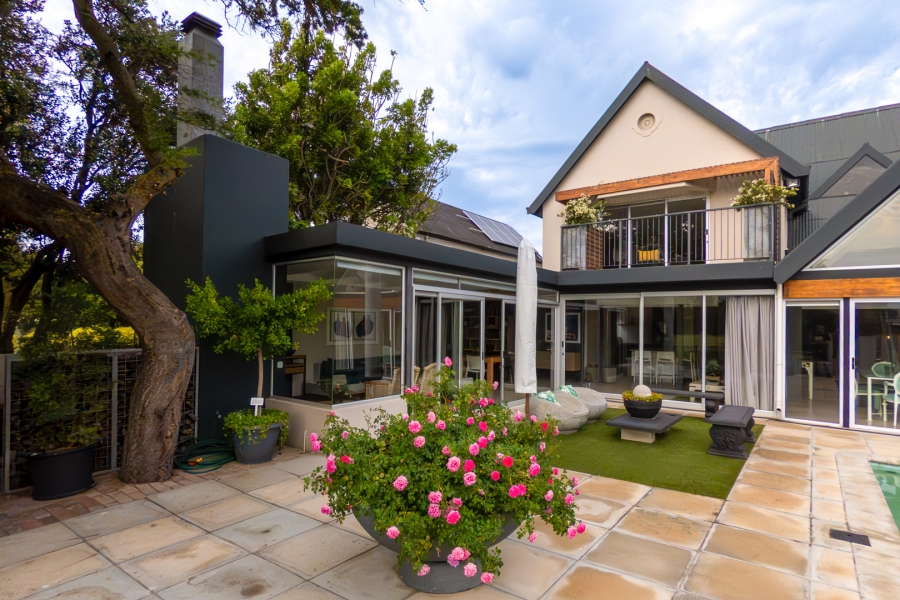 4 Bedroom Property for Sale in Greenways Golf Estate Western Cape